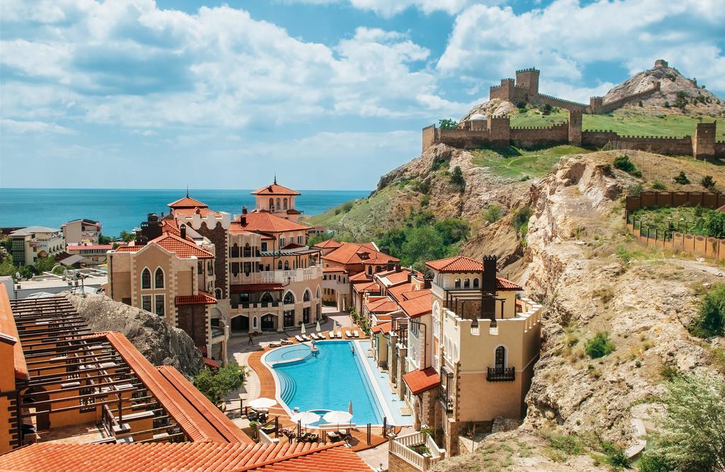 Лучших отелей Крыма