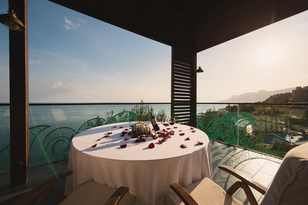 Ресторан Epicure в Mriya Resort 
